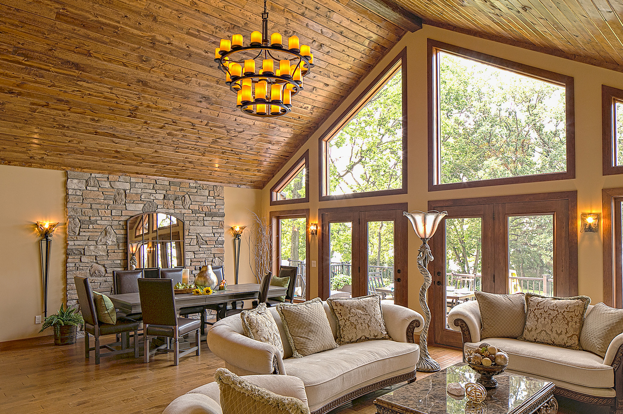 Aeris shaped window in American Cherry finish