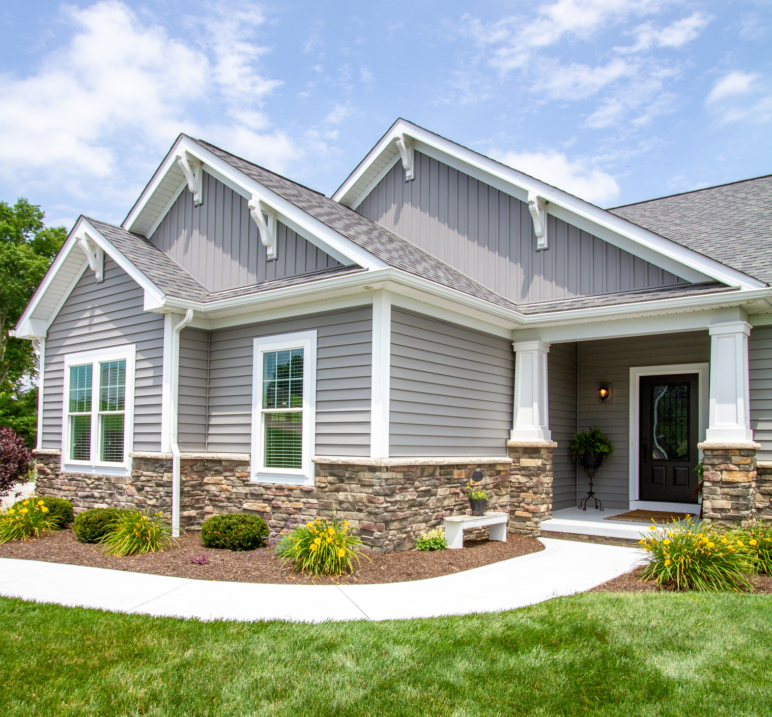 Superb ProVia siding with the Granite finish